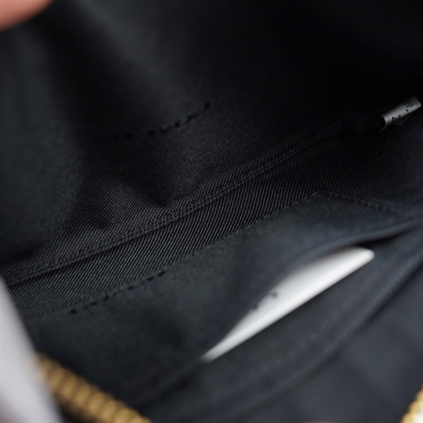 Túi Coach Clutch đen sz19 (QN) KG+