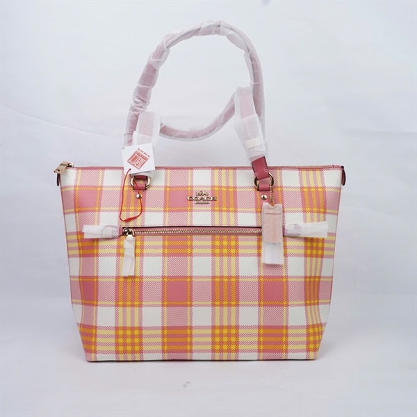 Túi Coach Tote ô vuông hồng sz42 (QN) KG+