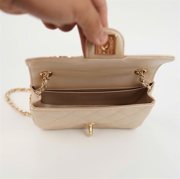 Túi Chanel nude tai thỏ (23568954) sz17 +