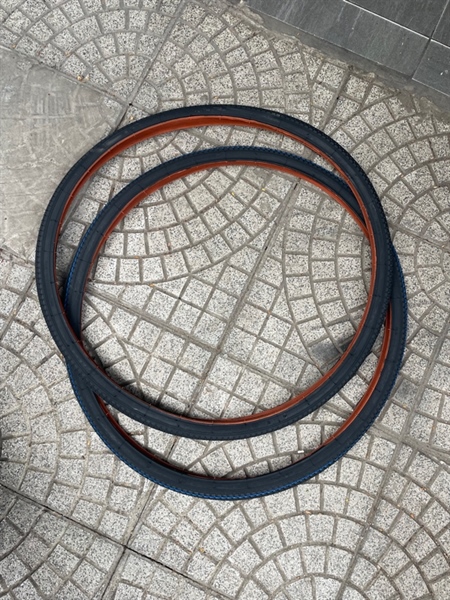 Lốp 27 x1 3/8 - DRC màu đen (chiếc)