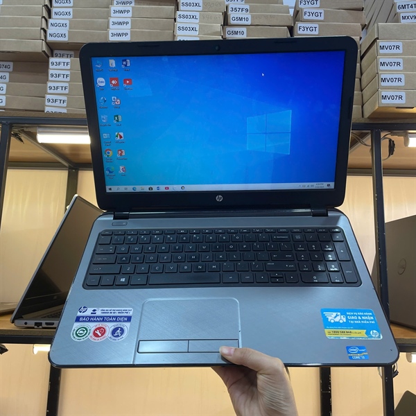 Hp 15-r042TU Core i3-4030U/ Ram 8GB/ SSD 240GB/ 14' HD