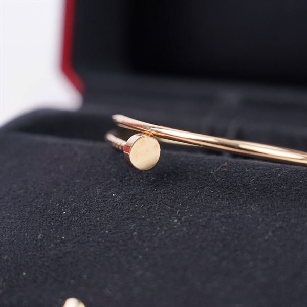 Vòng tay Cartier đinh vàng (MAQ131) sz16 KG+