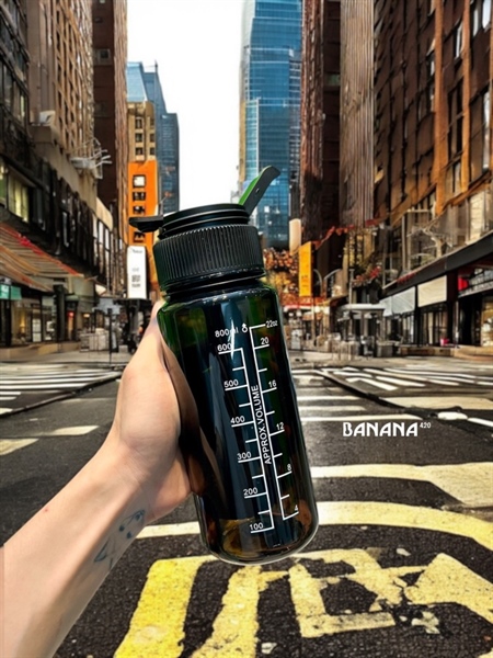 Bongs Nguỵ Trang Bình Nước |