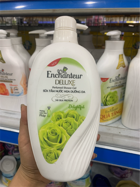 SỮA TẮM ENCHANTER DELIGHTFUL 650G
