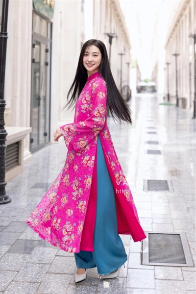 Áo dài suông voan tơ cotton thêu hoa in 4 tà