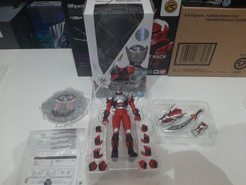 Mua bán (2ND) SHF KAMEN RIDER RYUKI 20 KAMEN RIDER KICKS VER