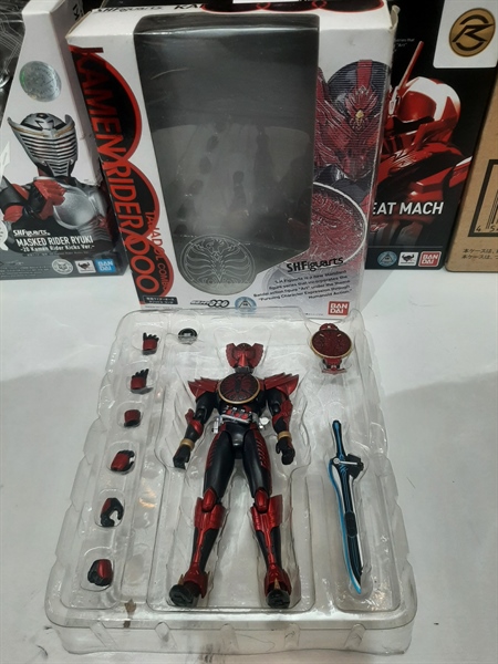 Mua bán (2ND-THIẾU NẮP SAU) SHF KAMEN RIDER OOO TAJADOL COMBO