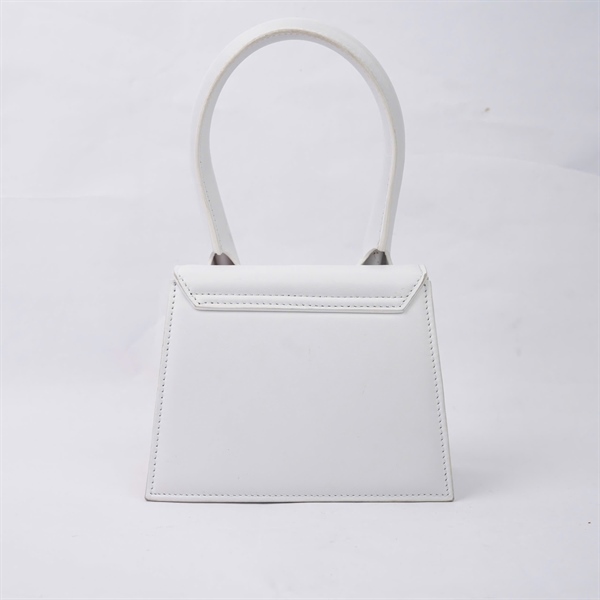 Túi Jacquemus trắng sz18 KG+