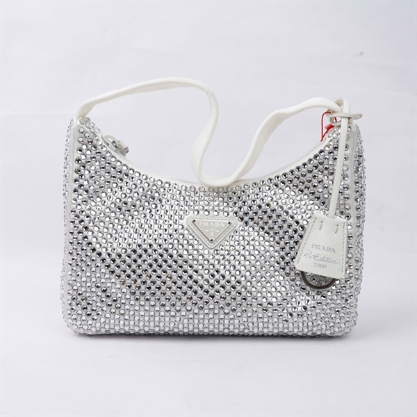 Túi Prada kẹp nách trắng đính cườm sz22 (LN) KG+