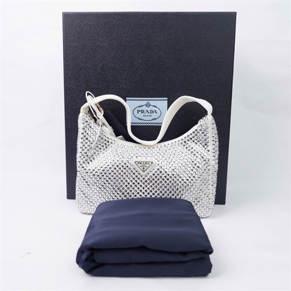 Túi Prada kẹp nách trắng đính cườm sz22 (LN) KG+