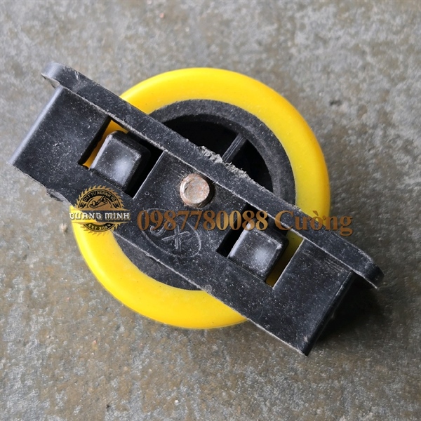 Con lăn nhựa (Bàn cấp phôi máy CNC) 50*72*37mm