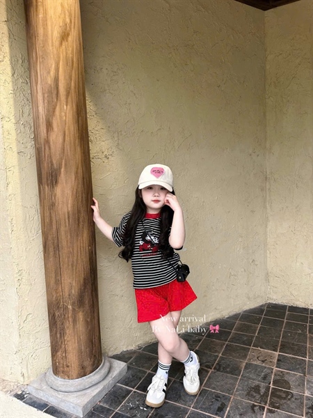 BG Set ngắn sọc đen Mickey quần đỏ (110-150)