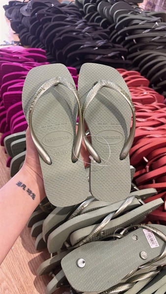 Slim vuông xanh min