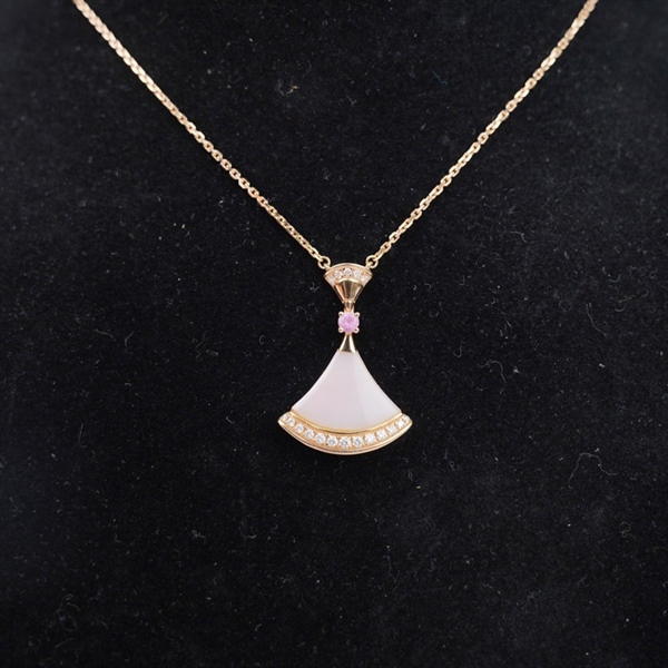 Dây chuyền Bvlgari mặt hồng đính kim KG+