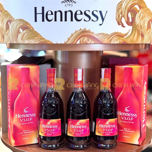Hennessy Vsop MAF 2025 Limited Edition 700 ml - hình mô tả 2