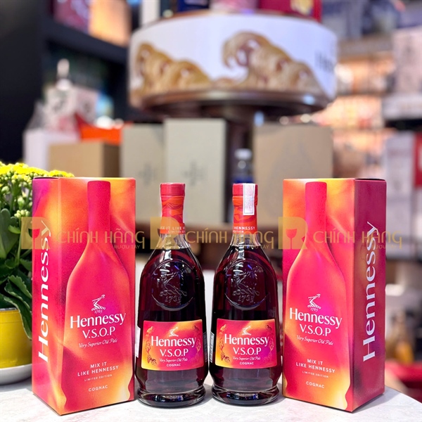 Hennessy Vsop MAF 2025 Limited Edition 700 ml - hình mô tả 2