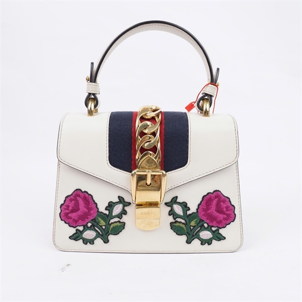 Túi GG Sylvie trắng thêu hoa 2 strap (470270-493075) sz20 (PN) KG+