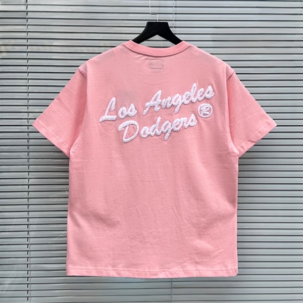 ÁO THUN NEW ERA DUAL EMBROIDERY TEE PINK - THÊU LA HỒNG