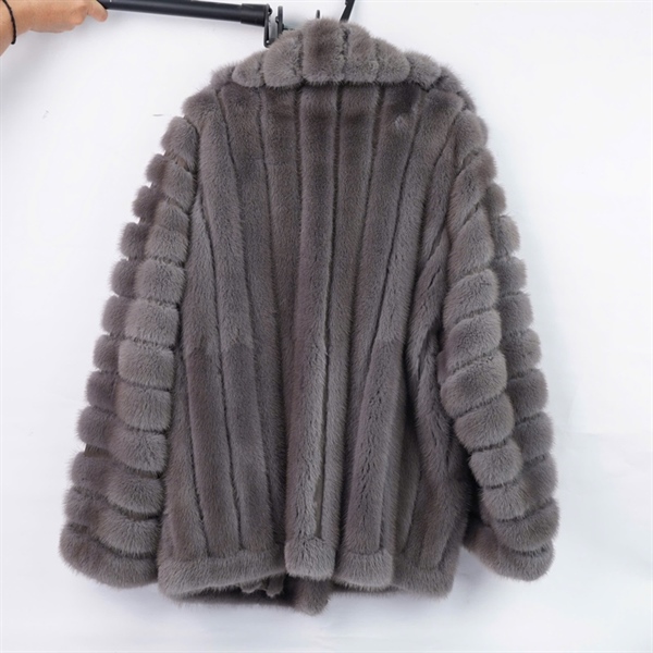 Áo khoác Dior xám lông (PN) KG+