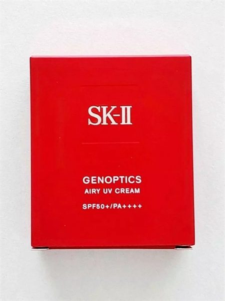 ほぼ未使用 SK-II GENOPTICS UVクリーム SK-II ジェノプティクス エアリー UV クリーム