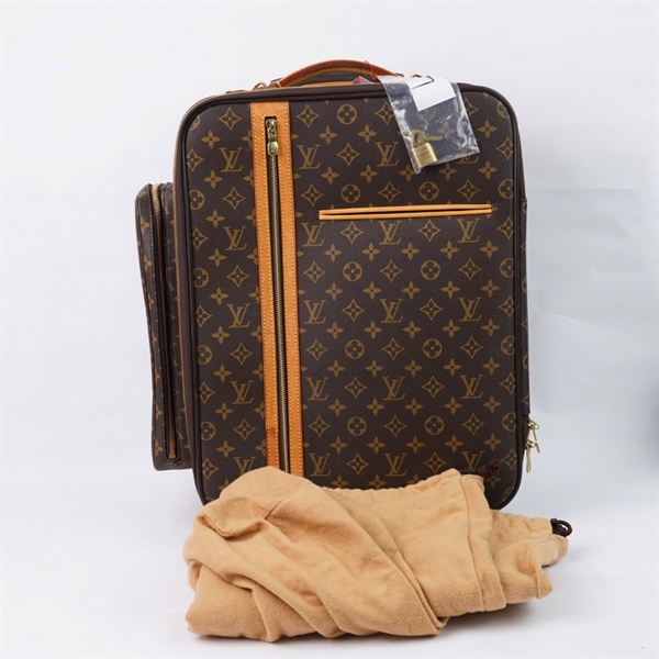 Vali LV hoa nâu kèm ổ+ 2 chìa sz33x15x44 (LT) KG+