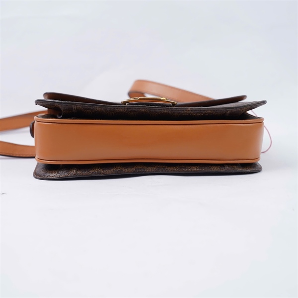 Túi Celine nâu khóa ngựa sz21 (HN) KG+