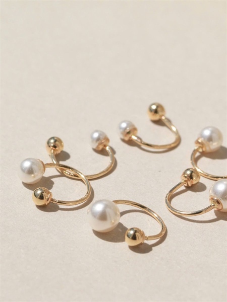 14K pearl C type piercing