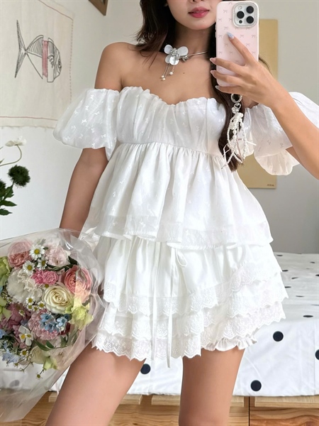 AREUM Áo trễ vai tay bồng FLEUR TOP khóa kéo - Trắng - Size M