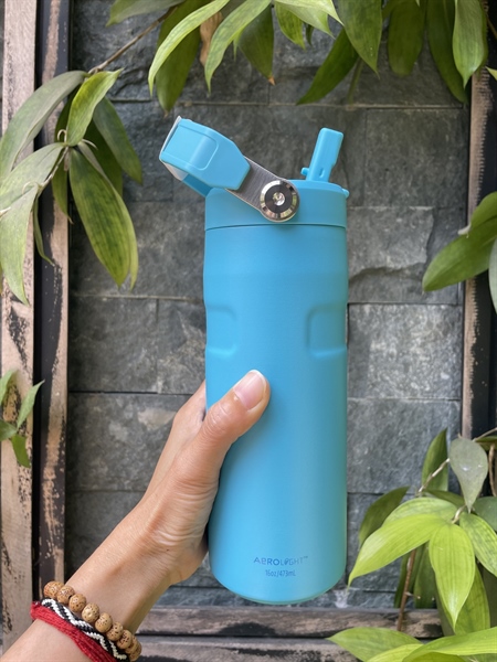 Bình giữ nhiệt siêu nhẹ Stanley Iceflow Aerolight 2.0 Bottle With Flip Straw Lid