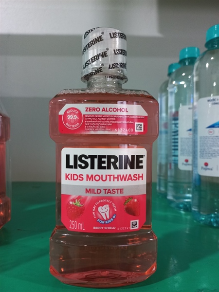 Nước súc miệng Listerine Kids Mouthwash 250ml- Thái Lan