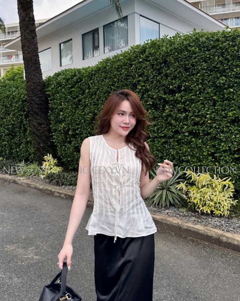 Áo linen form rộng xếp li không tay
