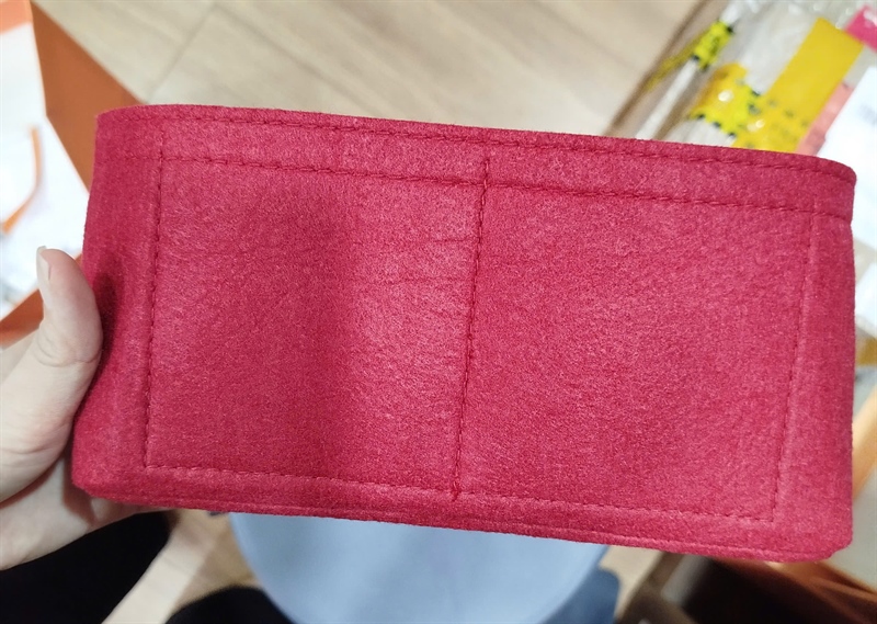 Lót form đỏ sz22x6x11 +