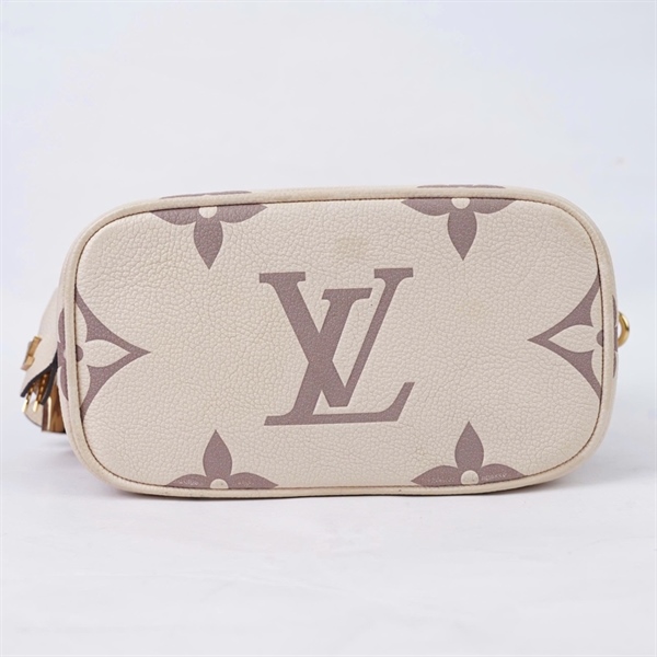 Túi LV Vanity trắng hoa xám có lót form kèm ổ+ 2 chìa (FP0271) sz19 KG+