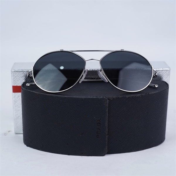 Kính Prada đen gọng bạc SPR56U 1BC-5S0 (55-15-140) KG+