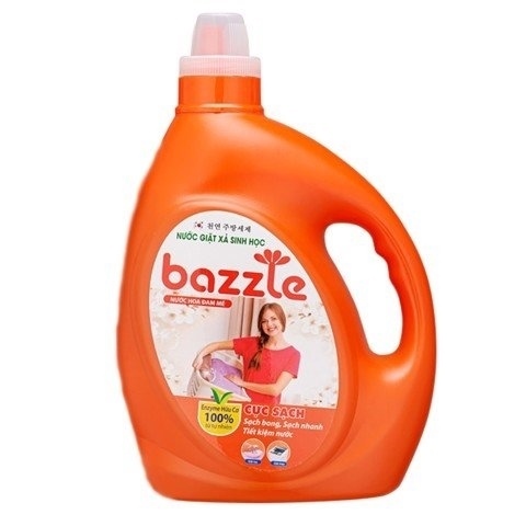 Nước giặt xả sinh học Bazzle hương Nước Hoa Đam Mê 3,6kg (Hàng KM không thu tiền)