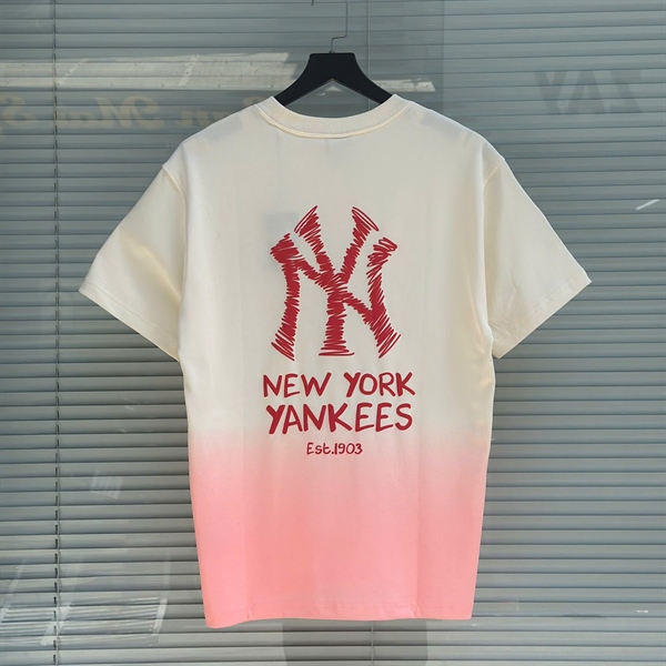ÁO THUN NEW ERA NEW YORK YANKEES IVORY - LOANG KEM