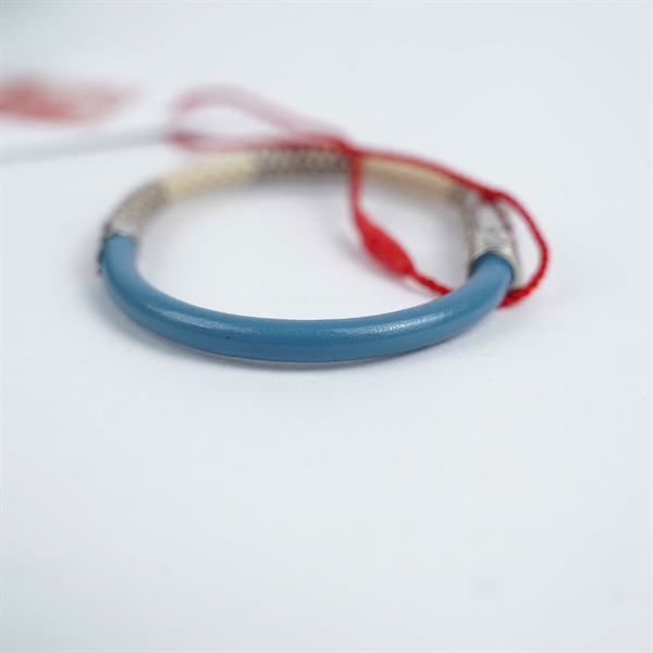 Vòng tay LV xanh trắng sz6 +