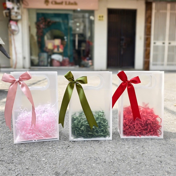 Túi Mika viền trắng có nơ kèm rơm sz 15-18