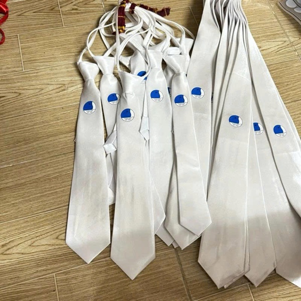 Cà vạt Hội Liên hiệp thanh niên (Thắt sẵn)