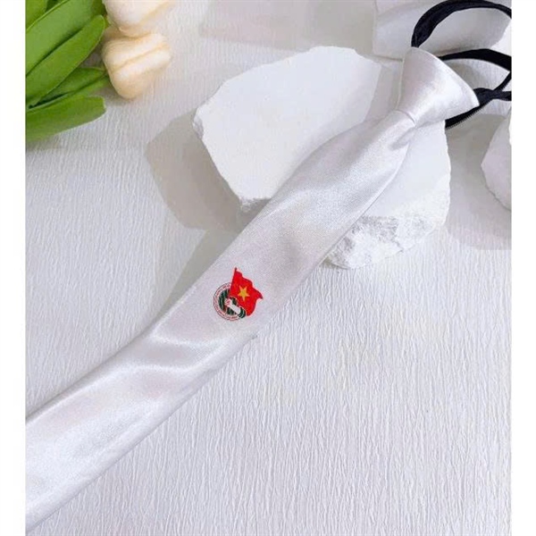 Cà vạt Đoàn thanh niên trắng (Thắt sẵn)