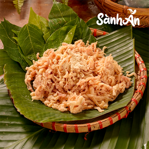 Nem Bùi Kinh Bắc (fermented pork roll with toasted rice powder)