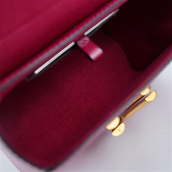 Túi LV Twist vân Epi hồng đậm AR4220 size 15cm KG+