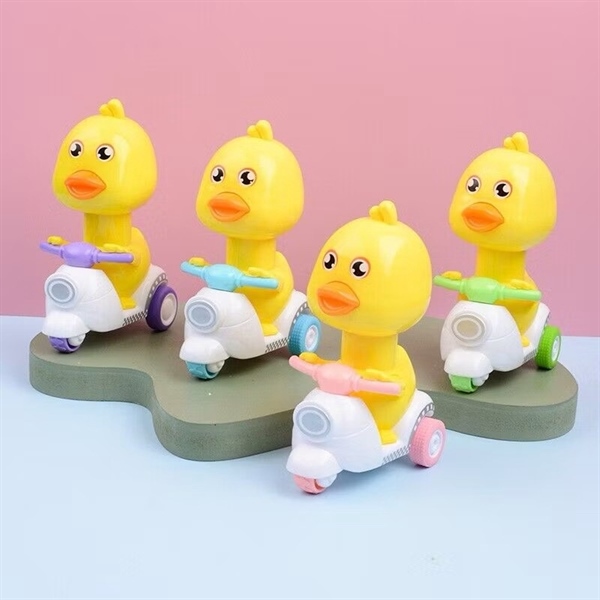 Vịt lái xe nhấn cót