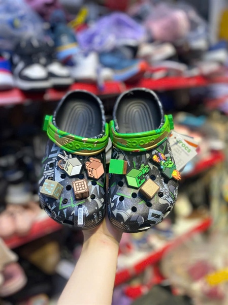 Giày Crocs Mine Craf