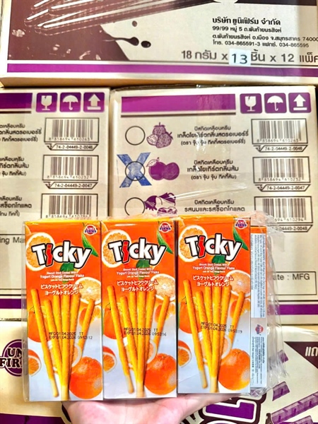 TICKY BÁNH VỊ CAM HỘP