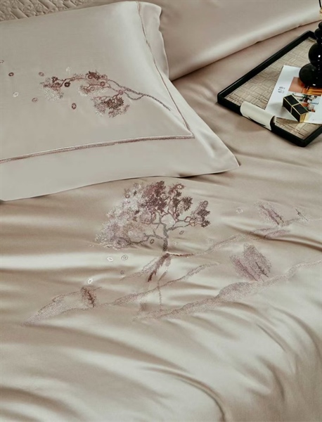 Bộ ga màu be Thêu “Cây tài lộc” - Tencel Cotton - LF08.01