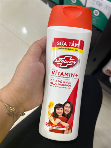 107LFB LIFEBUOY sữa tắm bảo vệ vượt trội 350g/24 chai