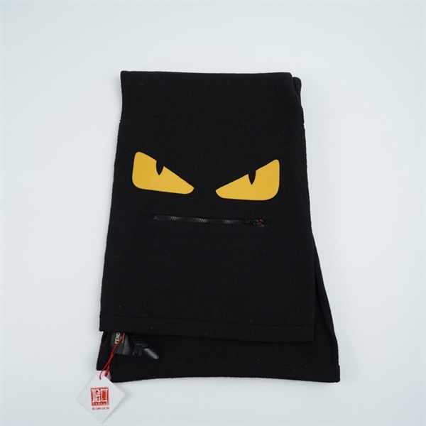 Khăn Fendi đen sz30x180 (PN)+