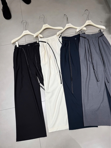 Quần Vải Suông Cạp Chun 818