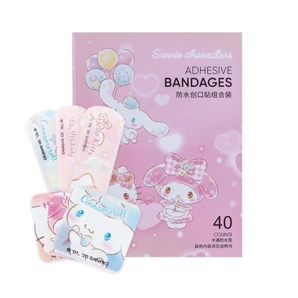 Hộp miếng băng dán hình Sanrio 40 miếng